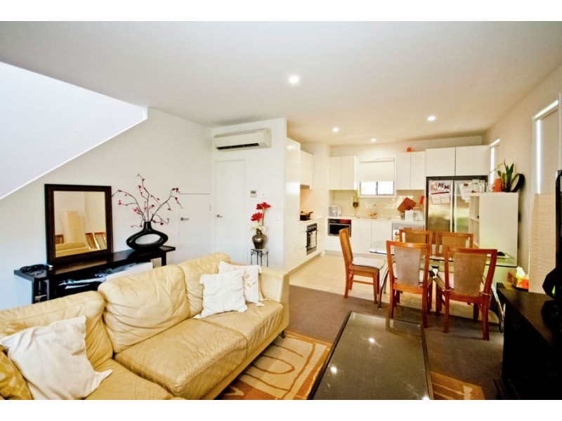 16/6-8 South Bay Drive, Varsity Lakes QLD 4227