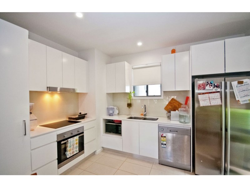 16/6-8 South Bay Drive, Varsity Lakes QLD 4227