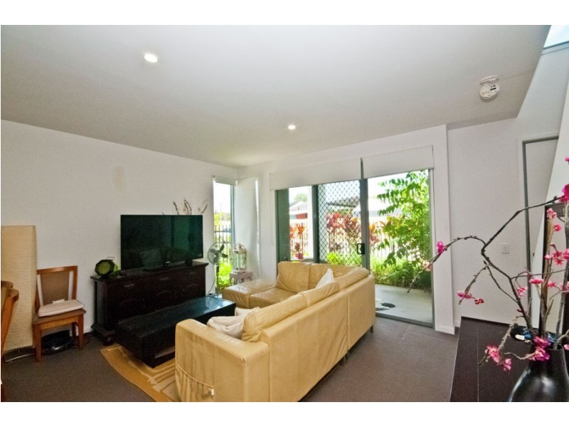 16/6-8 South Bay Drive, Varsity Lakes QLD 4227