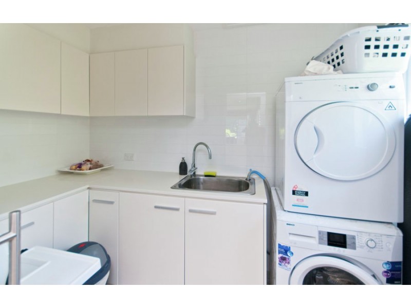 21/120 Surf Parade, Broadbeach QLD 4218