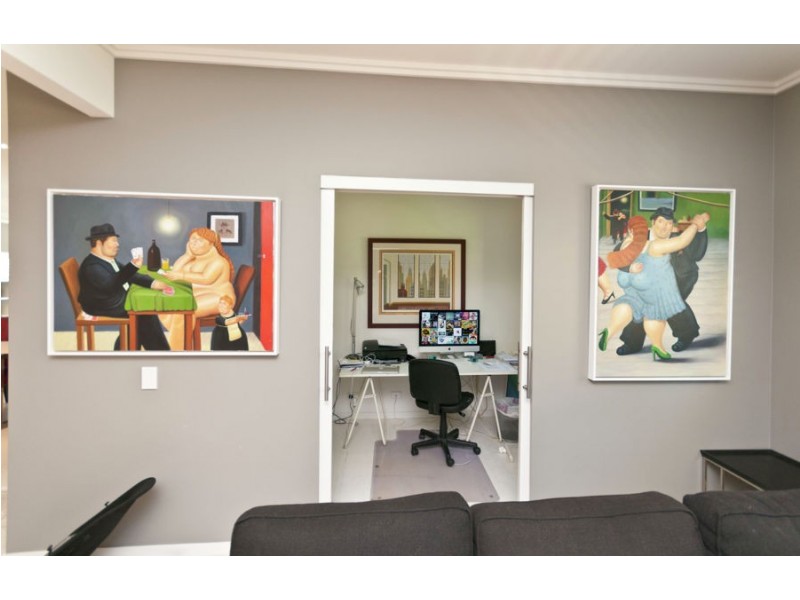 21/120 Surf Parade, Broadbeach QLD 4218