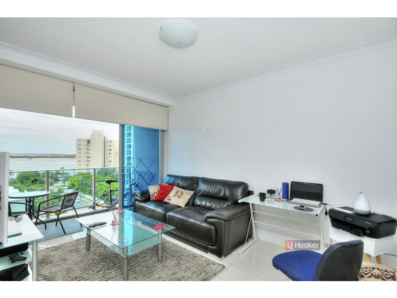 708/20 Labrador Street, Labrador QLD 4215