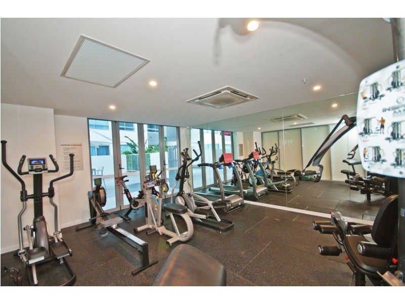 708/20 Labrador Street, Labrador QLD 4215