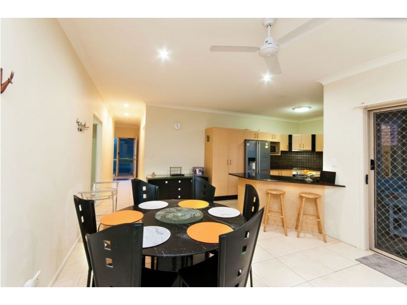 28 Hillridge Crescent, Varsity Lakes QLD 4227