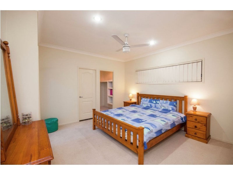 28 Hillridge Crescent, Varsity Lakes QLD 4227