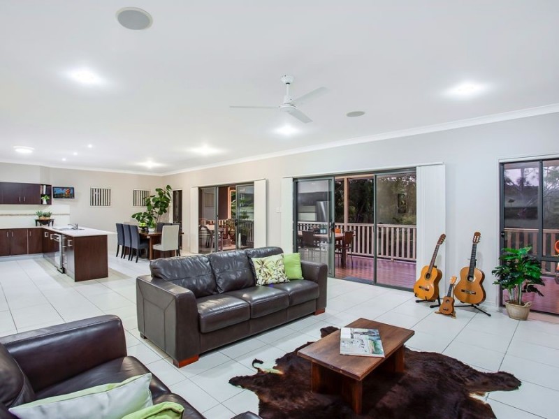 12 Boambee Court, Reedy Creek QLD 4227