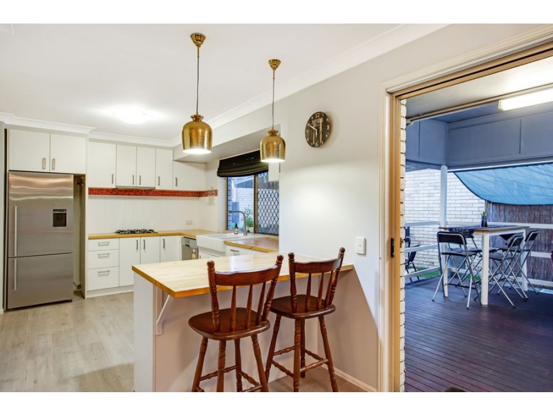 5 Illinois Court, Varsity Lakes QLD 4227