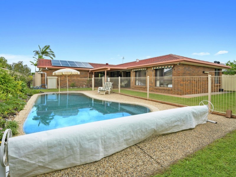 7 Honeywood Court, Burleigh Waters QLD 4220