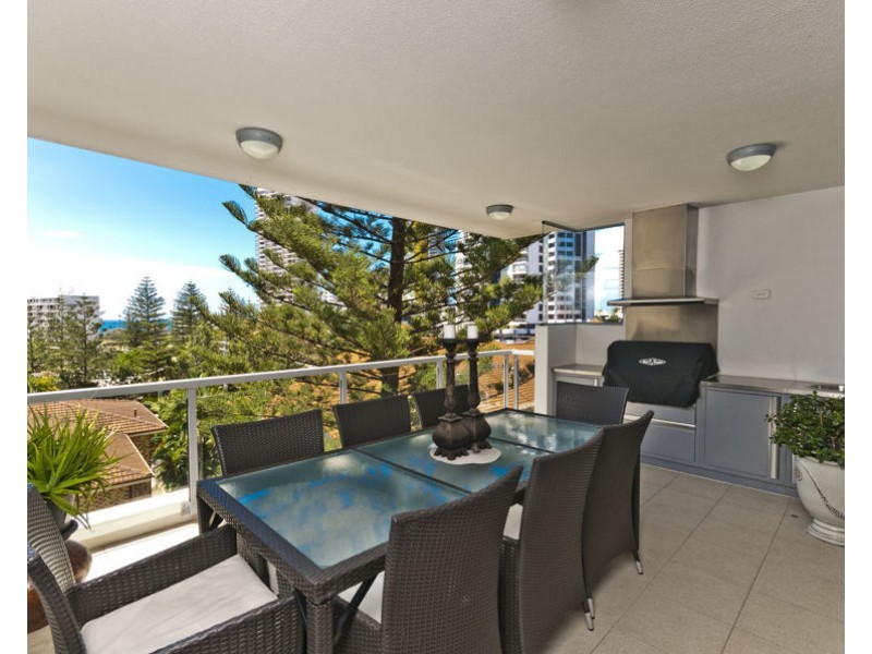 15/120 Surf Parade, Broadbeach QLD 4218