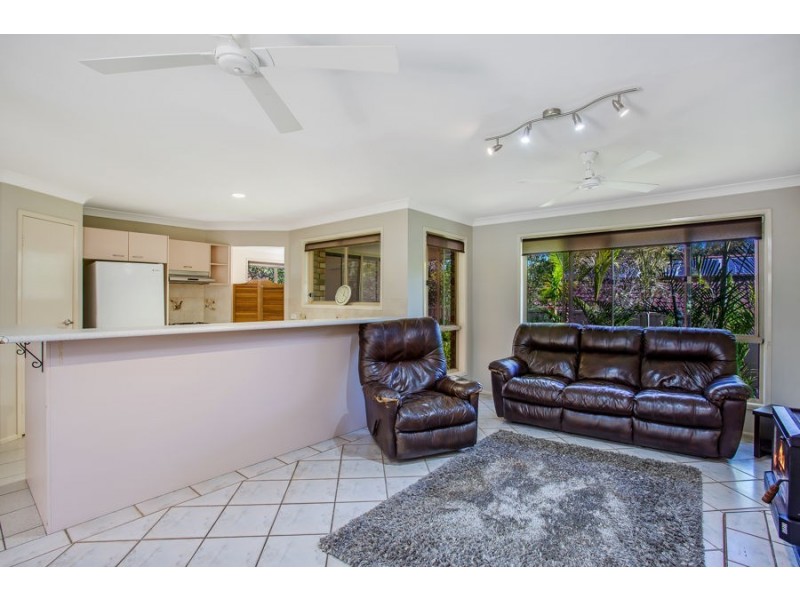 16 Westchester Court, Nerang QLD 4211