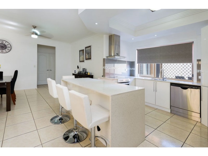 44 Hillridge Cres, Varsity Lakes QLD 4227