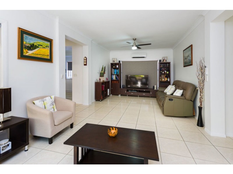 44 Hillridge Cres, Varsity Lakes QLD 4227