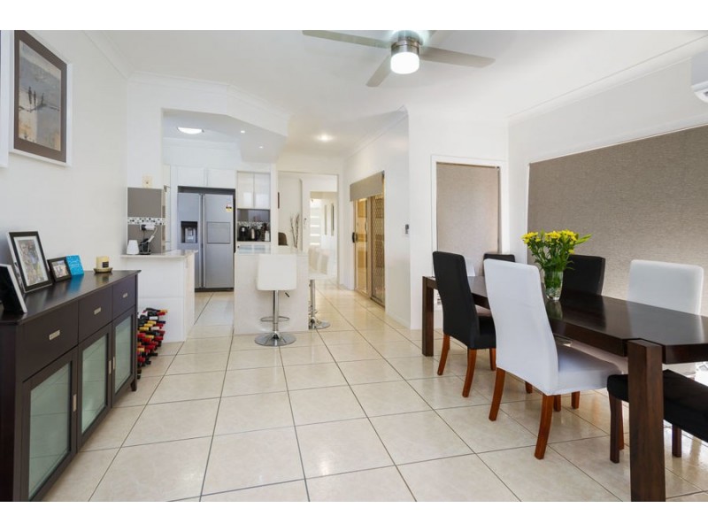 44 Hillridge Cres, Varsity Lakes QLD 4227