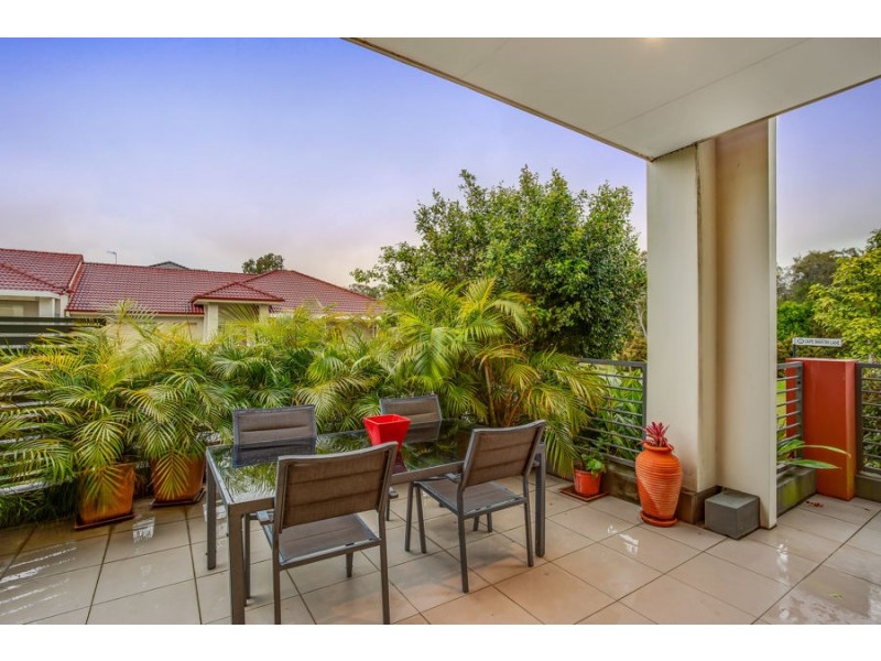 Unit 3/1 Cape Martin Lane, Varsity Lakes QLD 4227