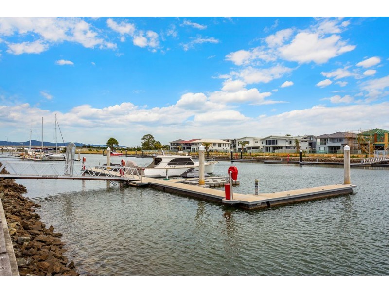 52 North View Street, Hope Island QLD 4212