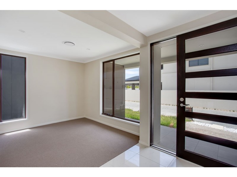 52 North View Street, Hope Island QLD 4212