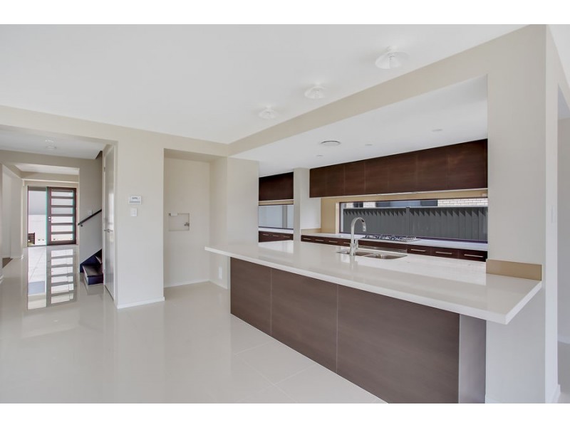 52 North View Street, Hope Island QLD 4212