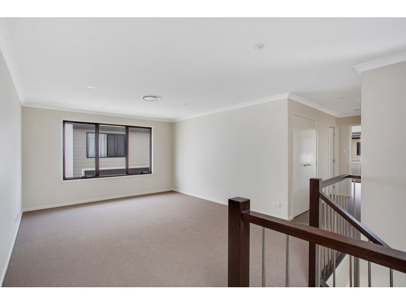 52 North View Street, Hope Island QLD 4212