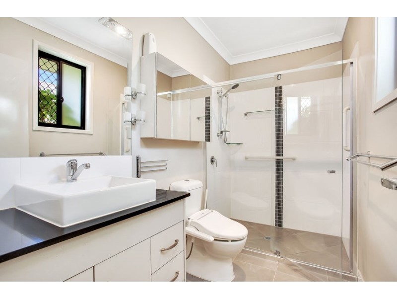 13 Greenmount Street, Pimpama QLD 4209