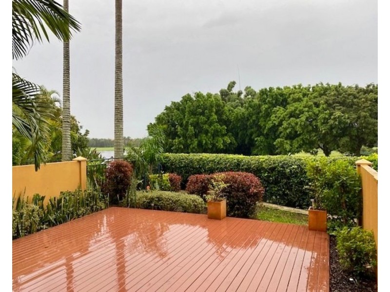 Unit 45/ 85 Palm Meadows Drive, Carrara QLD 4211