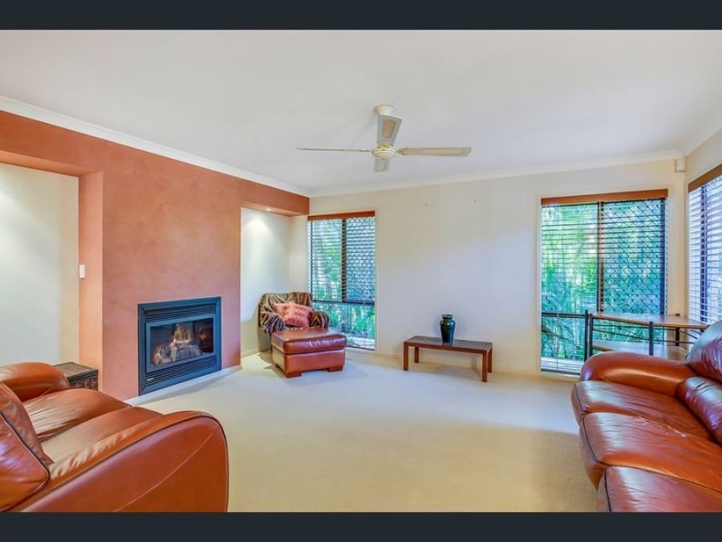2 Sagitta Place, Robina QLD 4226
