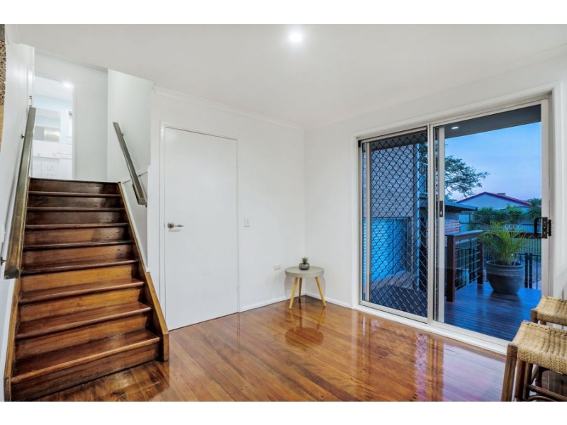 127 Alison Road, Carrara QLD 4211