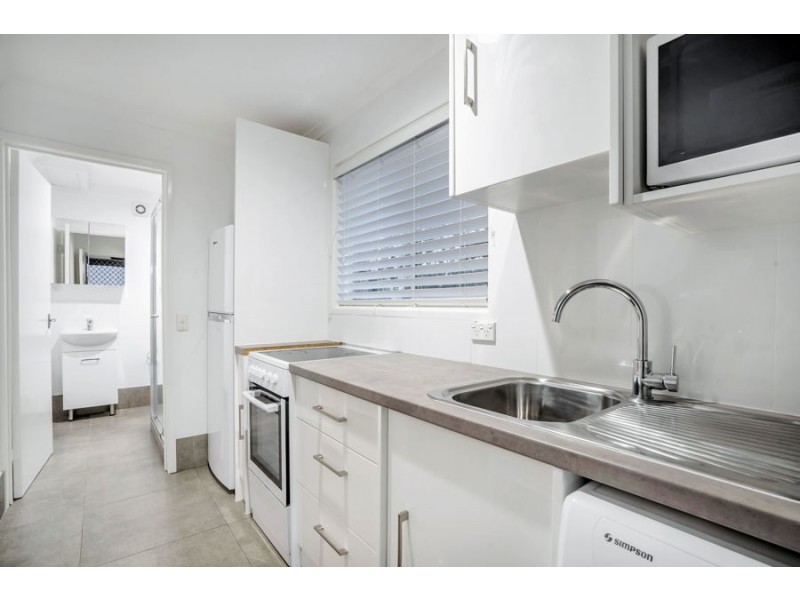 127 Alison Road, Carrara QLD 4211