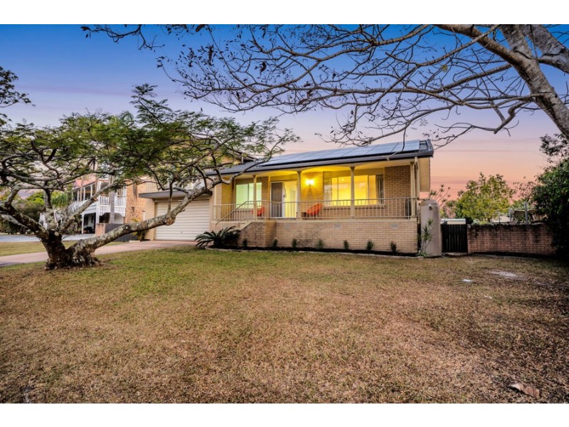 127 Alison Road, Carrara QLD 4211