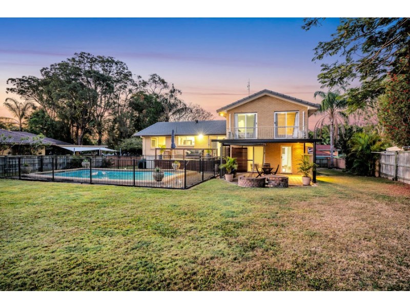 127 Alison Road, Carrara QLD 4211