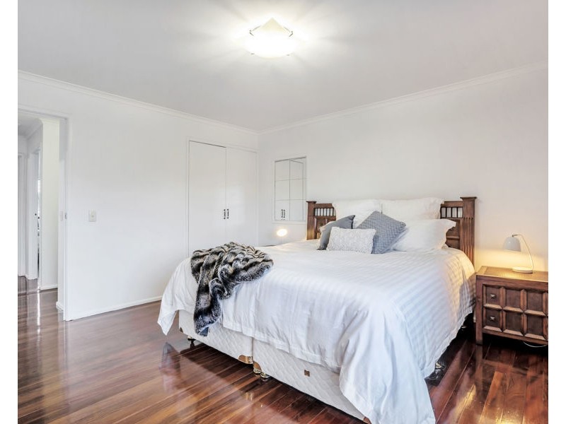 127 Alison Road, Carrara QLD 4211