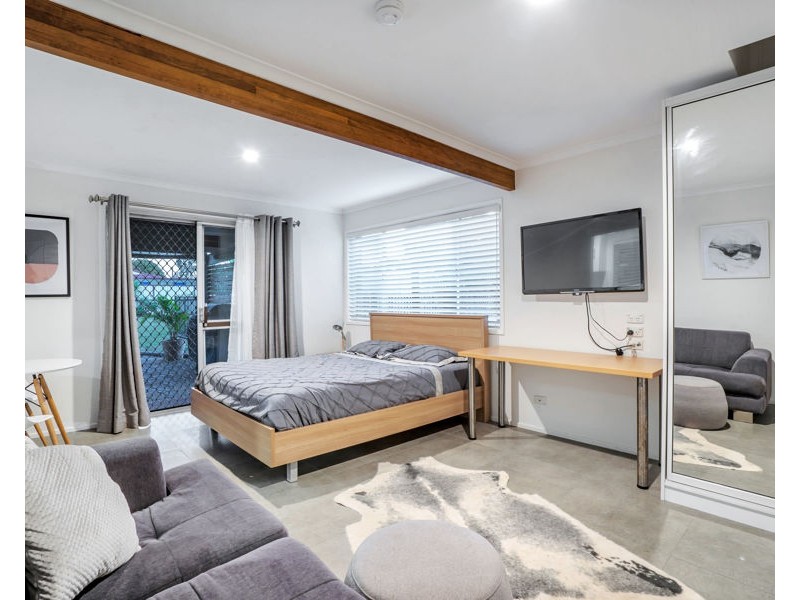 127 Alison Road, Carrara QLD 4211