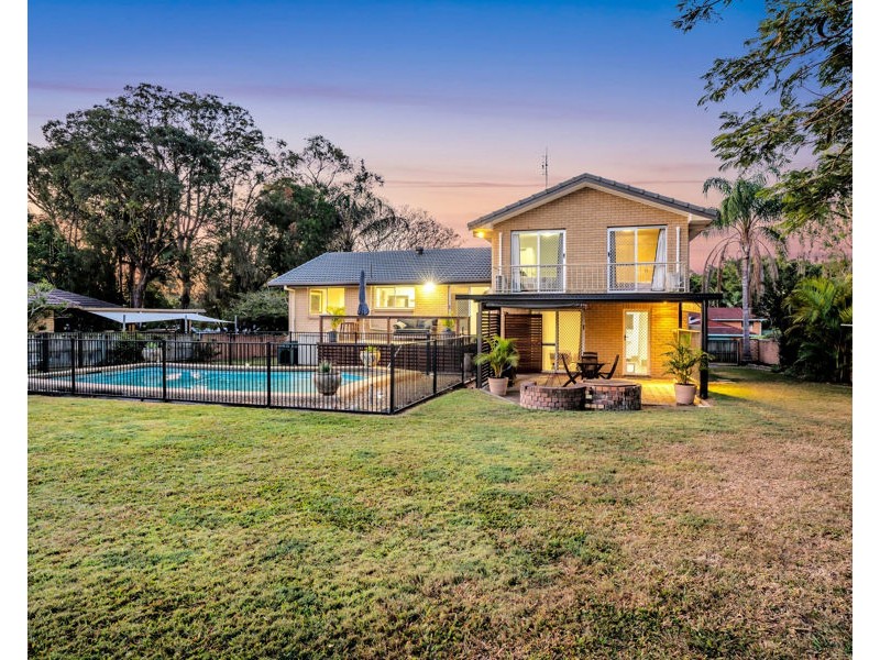 127 Alison Road, Carrara QLD 4211