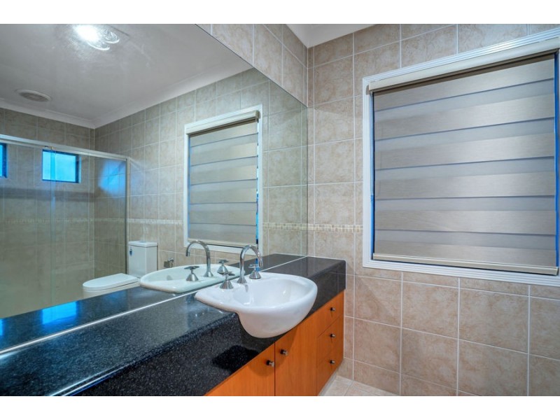 2 Leopardwood Circuit, Robina QLD 4226