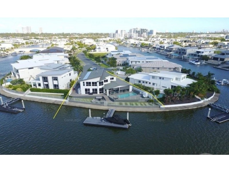 19 North Quay Drive, Biggera Waters QLD 4216