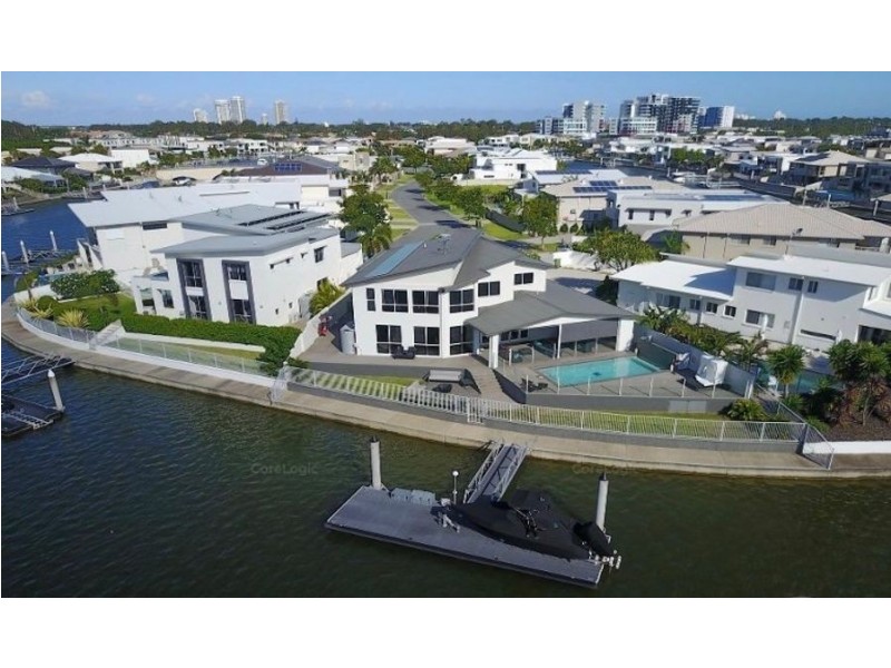 19 North Quay Drive, Biggera Waters QLD 4216