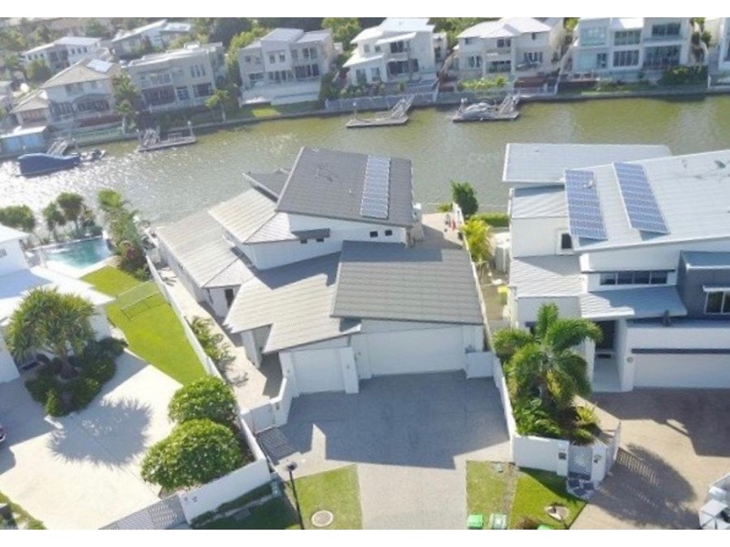 19 North Quay Drive, Biggera Waters QLD 4216