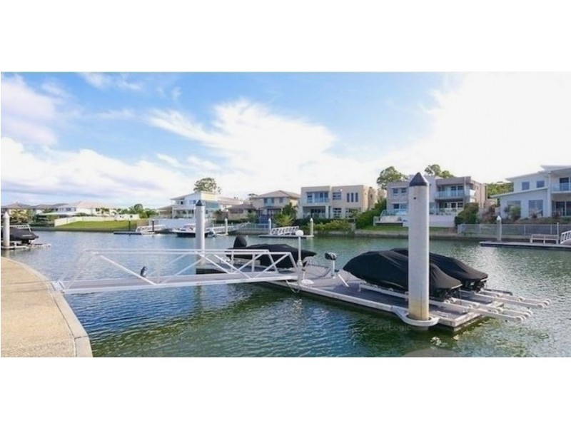 19 North Quay Drive, Biggera Waters QLD 4216