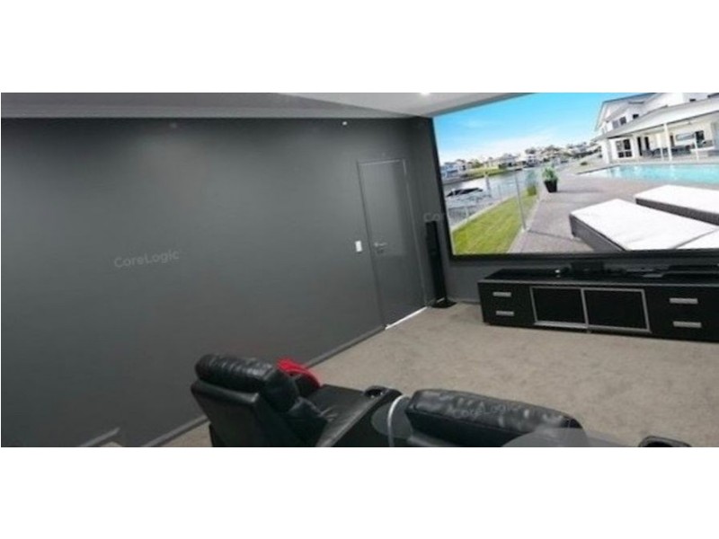 19 North Quay Drive, Biggera Waters QLD 4216