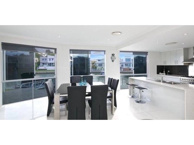 19 North Quay Drive, Biggera Waters QLD 4216