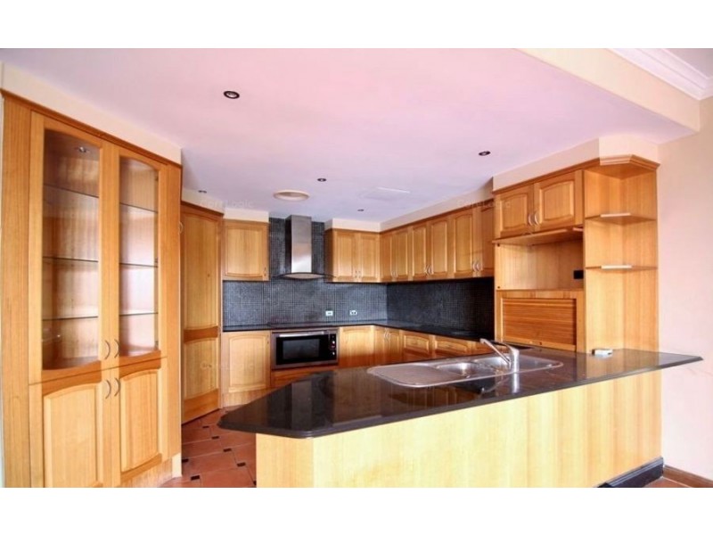 43 The Peninsula, Paradise Point QLD 4216