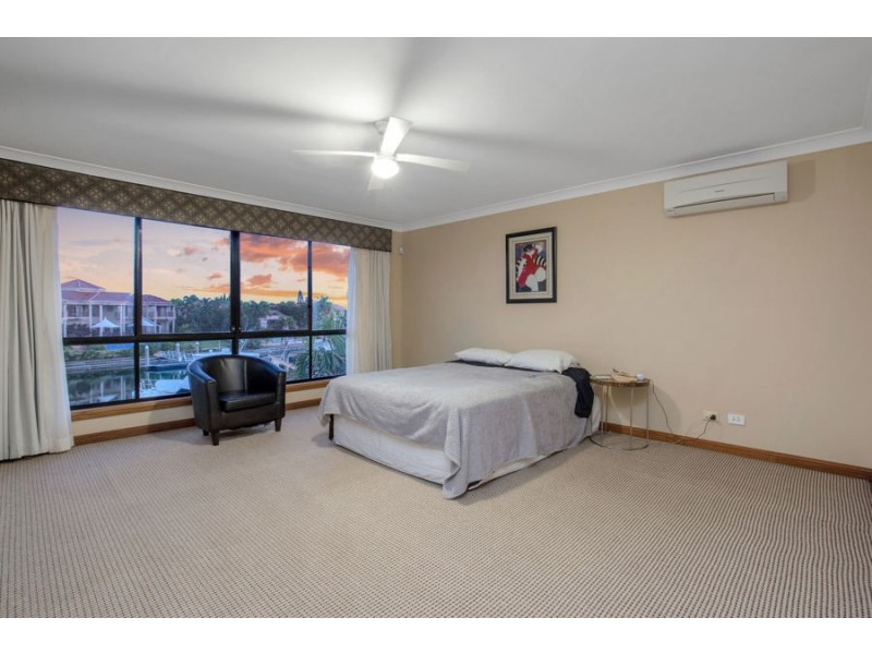 43 The Peninsula, Paradise Point QLD 4216