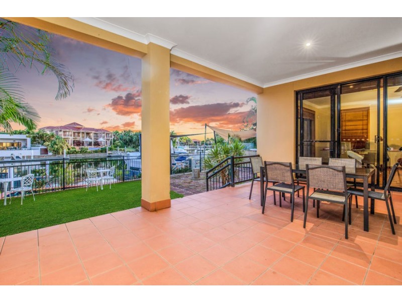 43 The Peninsula, Paradise Point QLD 4216