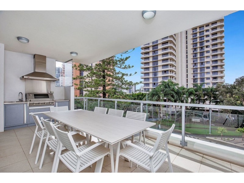 23/120 Surf Parade, Broadbeach QLD 4218