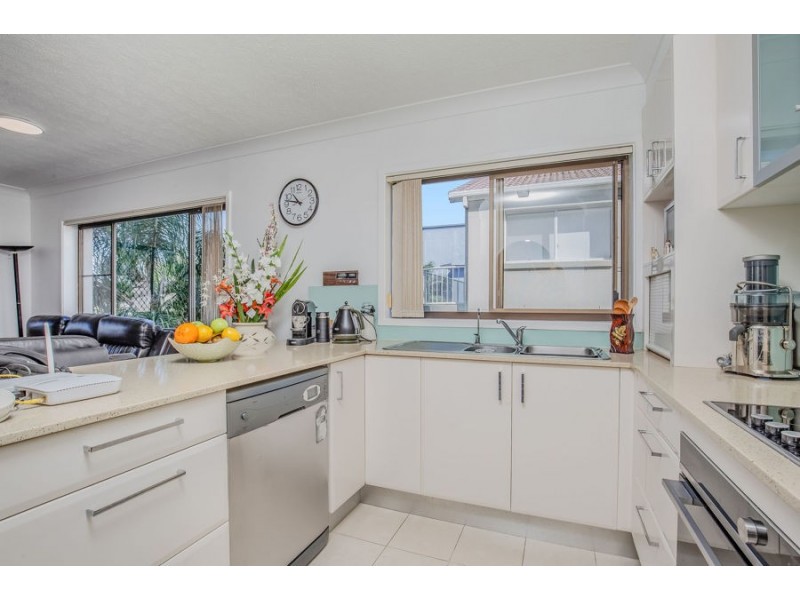 5/37 Australia Avenue, Broadbeach QLD 4218