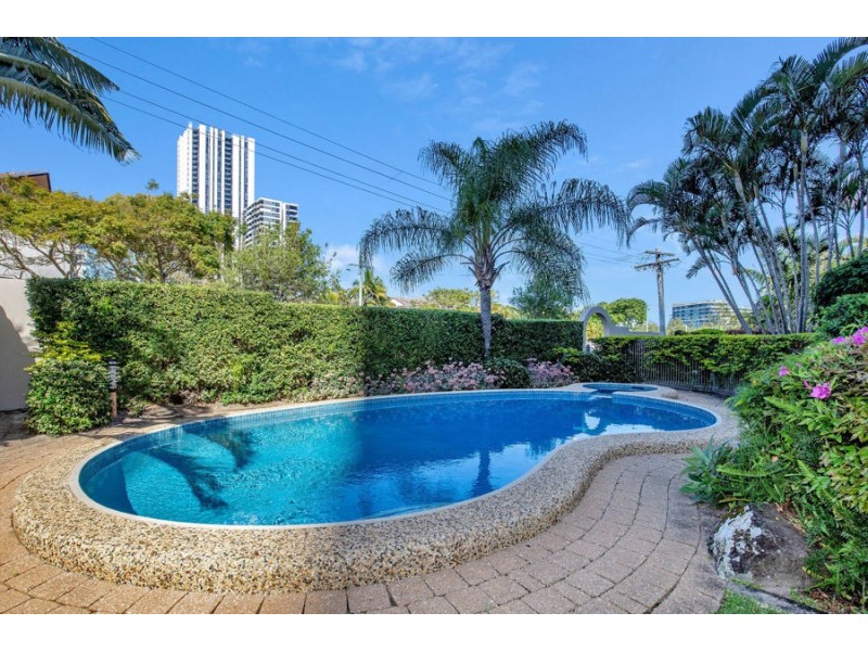 5/37 Australia Avenue, Broadbeach QLD 4218