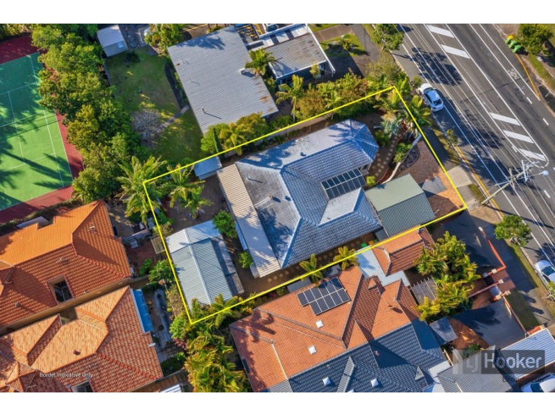 72 Bayview Street, Runaway Bay QLD 4216