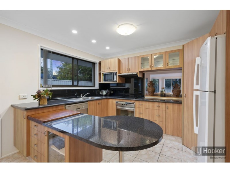 72 Bayview Street, Runaway Bay QLD 4216