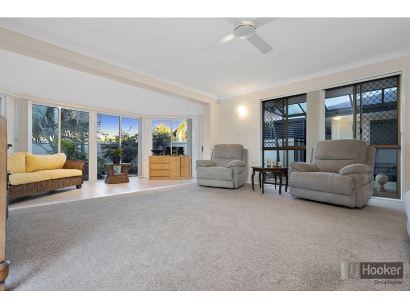 72 Bayview Street, Runaway Bay QLD 4216