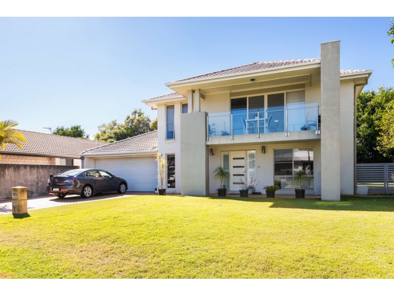 33 East Quay Drive, Biggera Waters QLD 4216