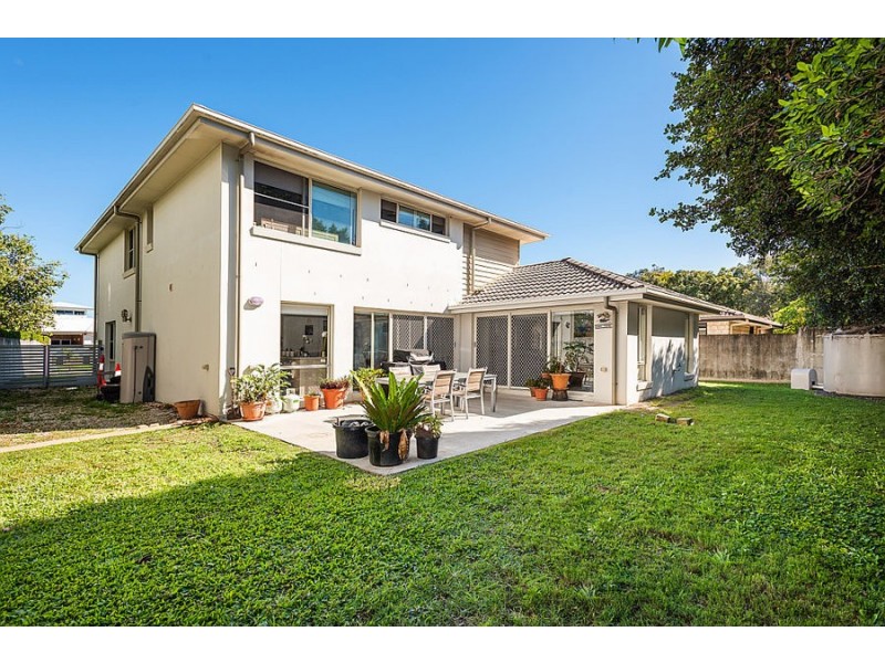 33 East Quay Drive, Biggera Waters QLD 4216